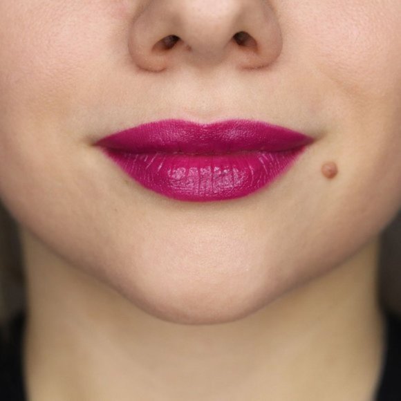 MAC Love Me Lipstick in Joie De Vivre - Picture 3 of 7